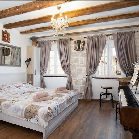 Appartement Domus Maximus à Pula Extérieur photo