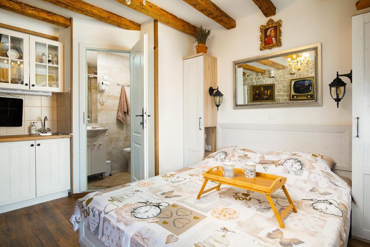 Appartement Domus Maximus à Pula Extérieur photo