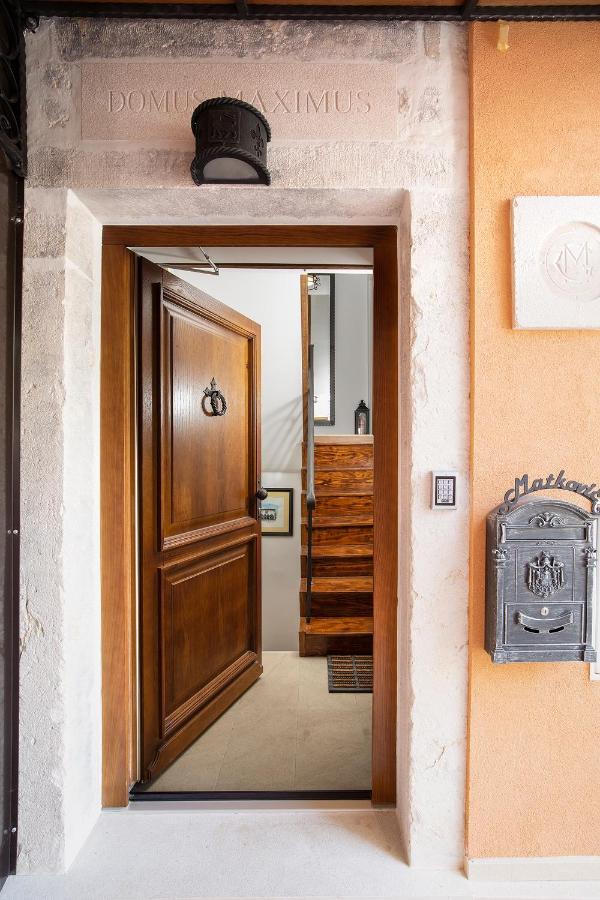 Appartement Domus Maximus à Pula Extérieur photo